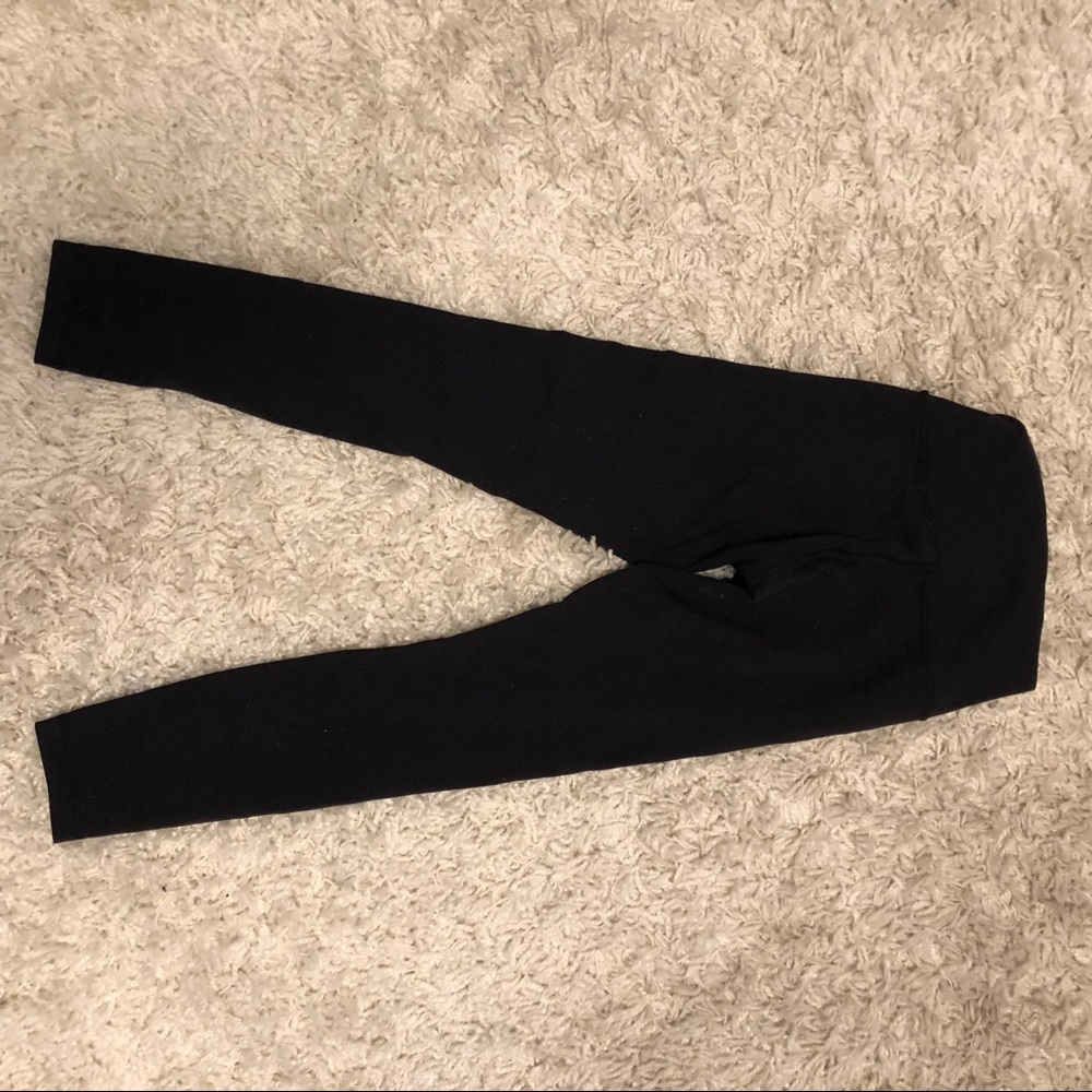 Lululemon High Times in Black size 4, 7/8 length